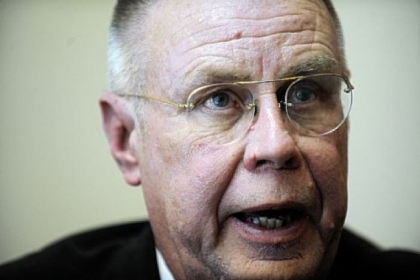 Bruce Dixon was nationally recognized and revered by his students and local doctors alike.