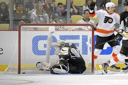 Penguins goaltender Tomas Vokoun dives for the winning goal by the Flyers' Jakub Voracek in the third period Wednesday night at Consol Energy Center.