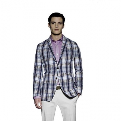 The latest installment of the popular Banana Republic "Mad Men" capsule collection features 1960s-inspired looks for men and women.