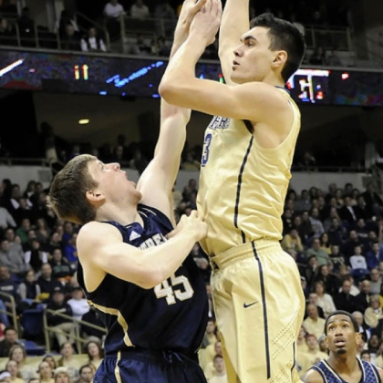 Freshman center Steven Adams and the Panthers must right the ship tonight at Petersen Events Center, where they have been less than stellar this season.