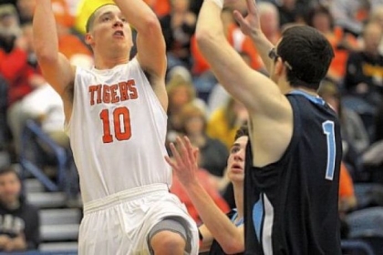 Drew Cook paced Beaver Falls with 20 points in its Class AA win Saturday.