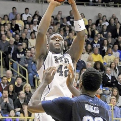Pitt's Talib Zanna broke out of a slump Sunday against Villanova in the Panthers' victory in the home finale.