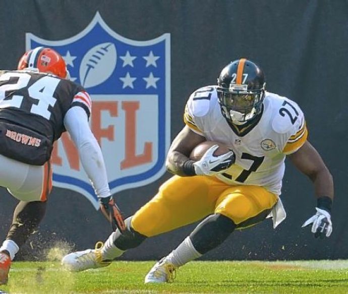 Steelers make offers to four restricted free agents