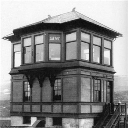 A switching tower in Youngwood during the 1940s.