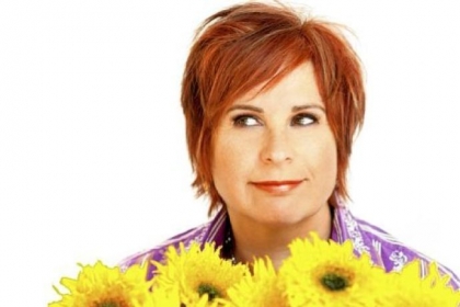 Pittsburgh-born Maxine Lapiduss is a comedy triple threat with writing, producing and performing.