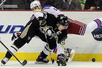 Penguins center Sidney Crosby is producing at a level similar to before he got hurt in January 2011.