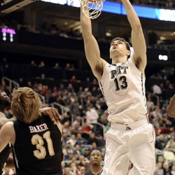 Pitt Notebook: Adams vows to return next season