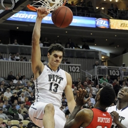 Pitt freshman center Adams declares for NBA draft